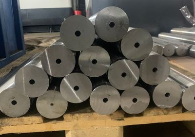 钛合金深孔钻加工轴孔