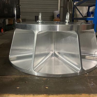 成都卧式加工中心对外8面腔体工装加工